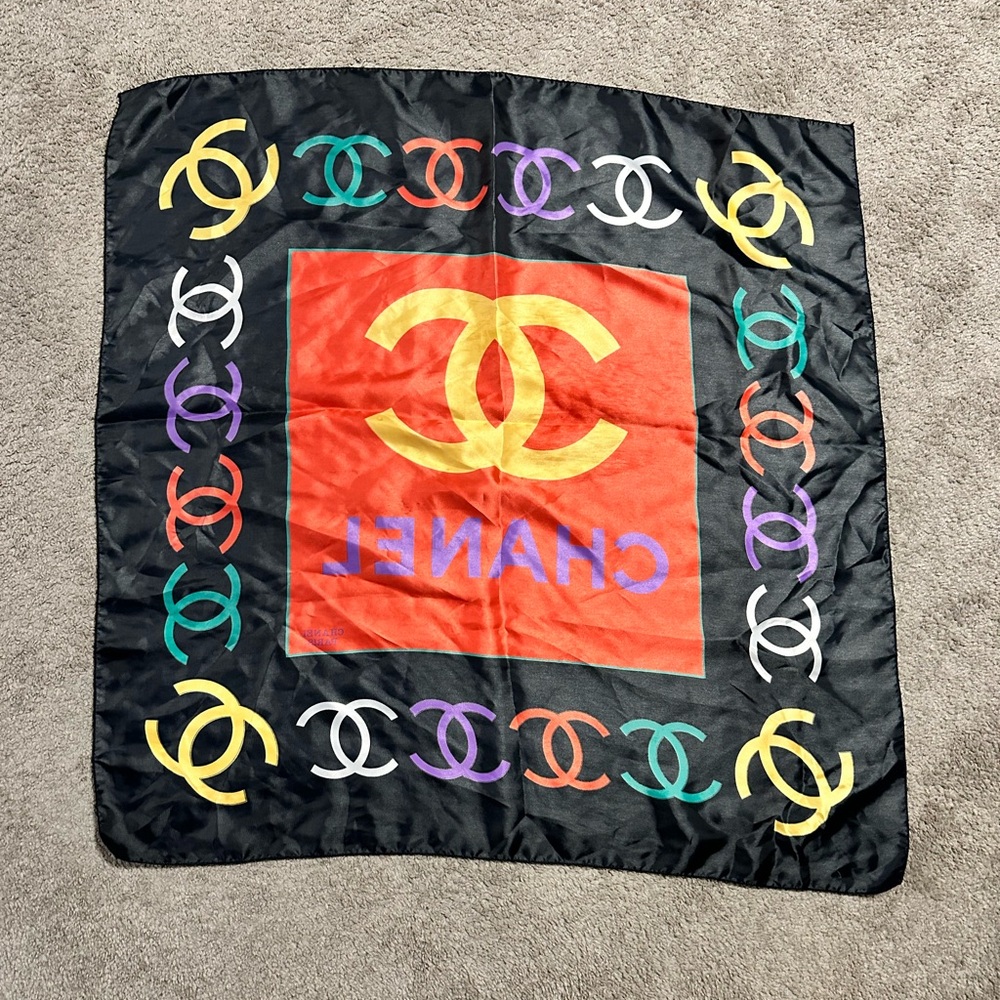 Vintage 1980s Chanel multi-coloured silk scarf - Picture 2 of 4